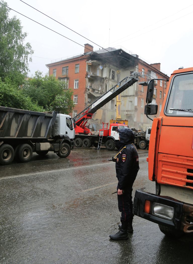 Часть обрушившегося жилого дома по адресу Куйбышева, 103 в Перми. Часть обрушившегося жилого дома по адресу Куйбышева, 103 в Перми.