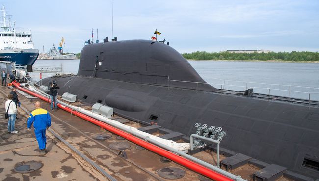 Первая многоцелевая атомная подводная лодка (АПЛ) проекта Ясень К-560 Северодвинск. Архивное фото