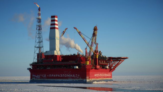Добыча нефти, архивное фото