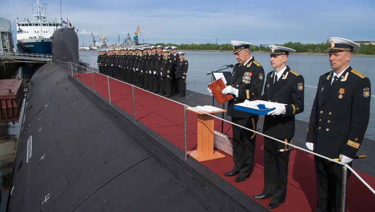 Первая многоцелевая атомная подлодка проекта Ясень принята в состав ВМФ России Первая многоцелевая атомная подлодка проекта Ясень принята в состав ВМФ России