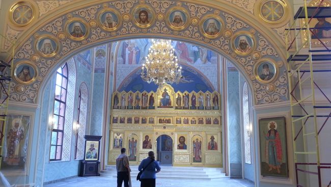 Владимирский храм восстановленного Московского епархиального дома Владимирский храм восстановленного Московского епархиального дома