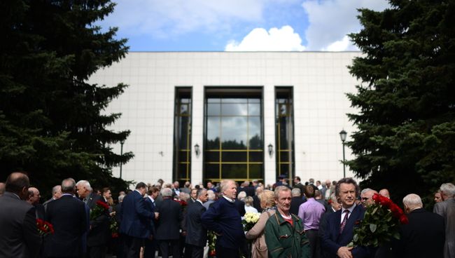 Прощание с Геннадием Селезневым