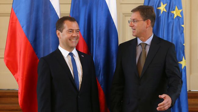 Председатель правительства РФ Дмитрий Медведев и председатель правительства Словении Мирослав Церар