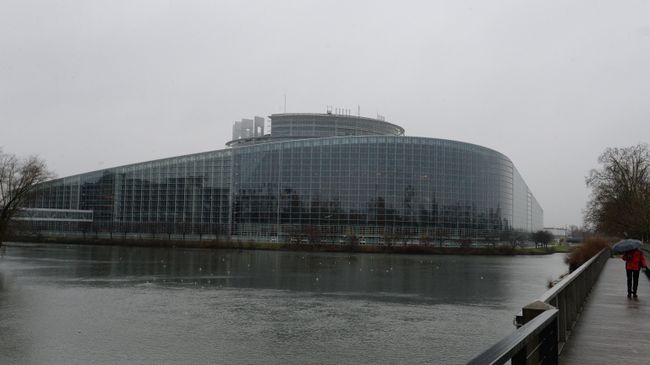 Здание Европарламента в Страсбурге. Архивное фото Здание Европарламента в Страсбурге. Архивное фото