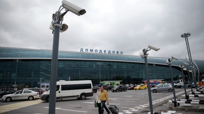 Вид на Московский аэропорт Домодедово. Архивное фото Вид на Московский аэропорт Домодедово. Архивное фото