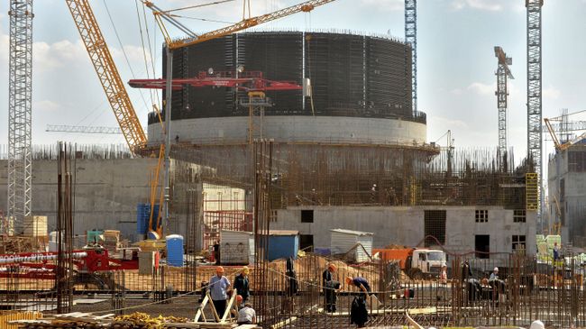 Строительство Белорусской АЭС в Островце. Архивное фото Строительство Белорусской АЭС в Островце. Архивное фото