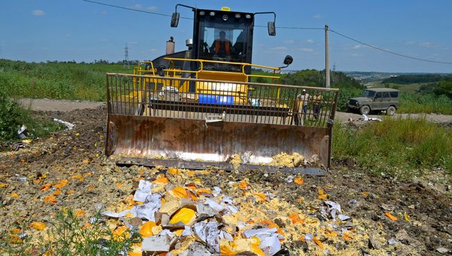 Уничтожение санкционной продукции в Белгородской области. Архивное фото