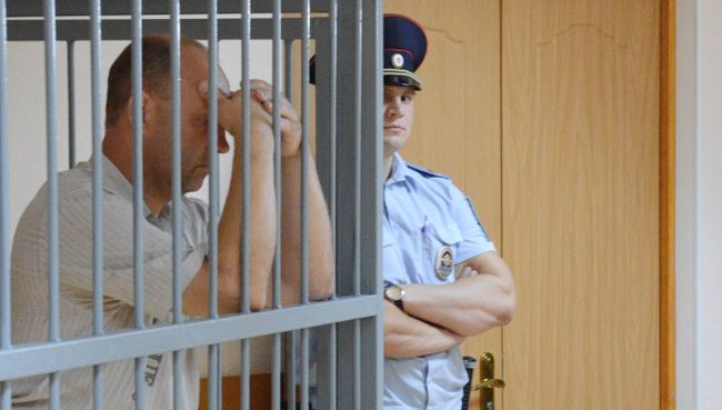 Арест водителя, обвиняемого в совершении ДТП на 144-м километре автодороги Хабаровск — Комсомольск-на-Амуре Арест водителя, обвиняемого в совершении ДТП на 144-м километре автодороги Хабаровск — Комсомольск-на-Амуре