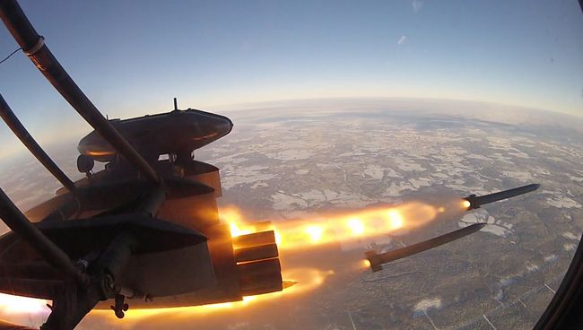 Пуск ракеты С-8 ОФП