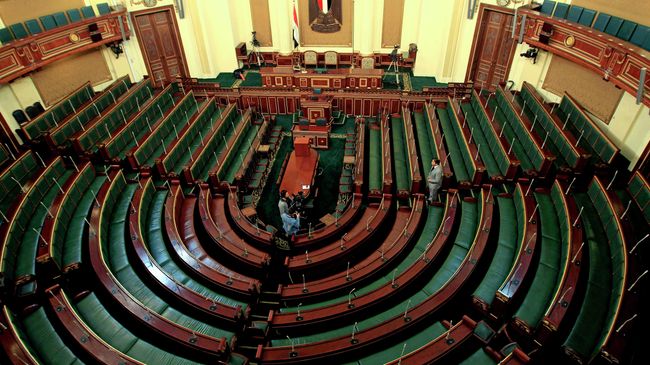 Зал заседаний нижней палаты парламента Египта Зал заседаний нижней палаты парламента Египта