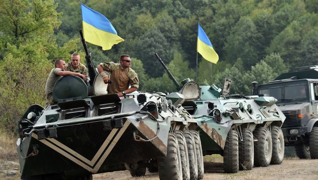 Учения украинских военнослужащих. Архивное фото Учения украинских военнослужащих. Архивное фото