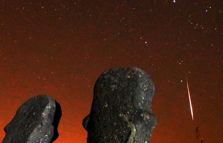 Метеоритный дождь, снятый на месте археологических раскопок в Боснии и Герцеговине Метеоритный дождь, снятый на месте археологических раскопок в Боснии и Герцеговине