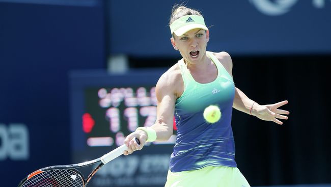 Швейцарка Белинда Бенчич одержала победу на теннисном турнире в Торонто Швейцарка Белинда Бенчич одержала победу на теннисном турнире в Торонто