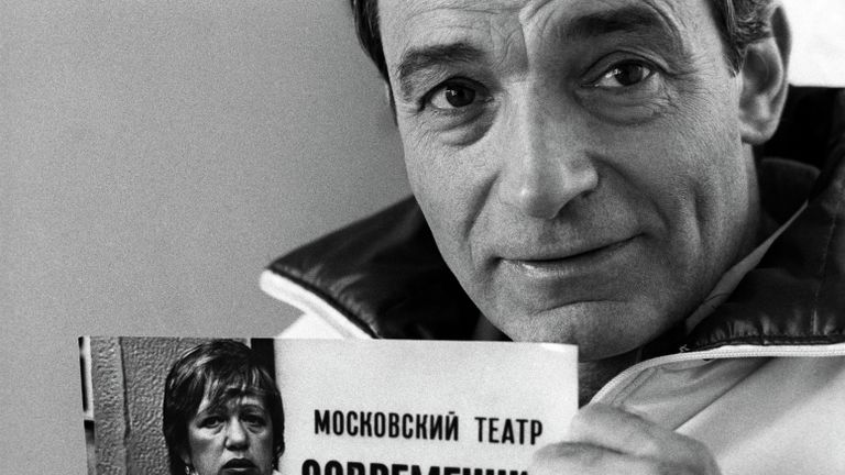 Народный артист РСФСР Валентин Иосифович Гафт Народный артист РСФСР Валентин Иосифович Гафт