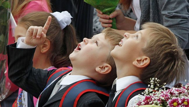 Школьники. Архивное фото