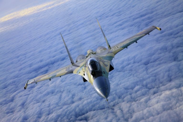 Самолет СУ-35 Самолет СУ-35
