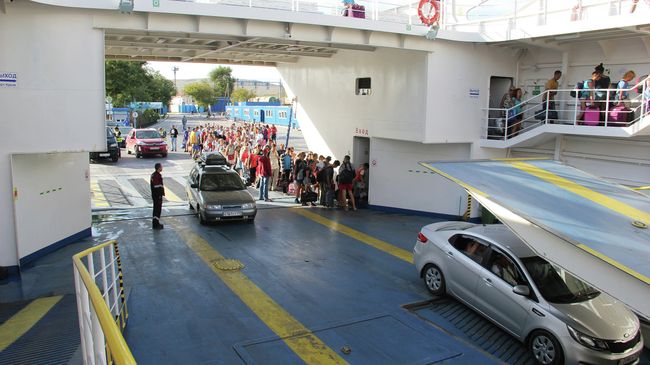 Ситуация на Керченской переправе со стороны Крыма. Архивное фото Ситуация на Керченской переправе со стороны Крыма. Архивное фото