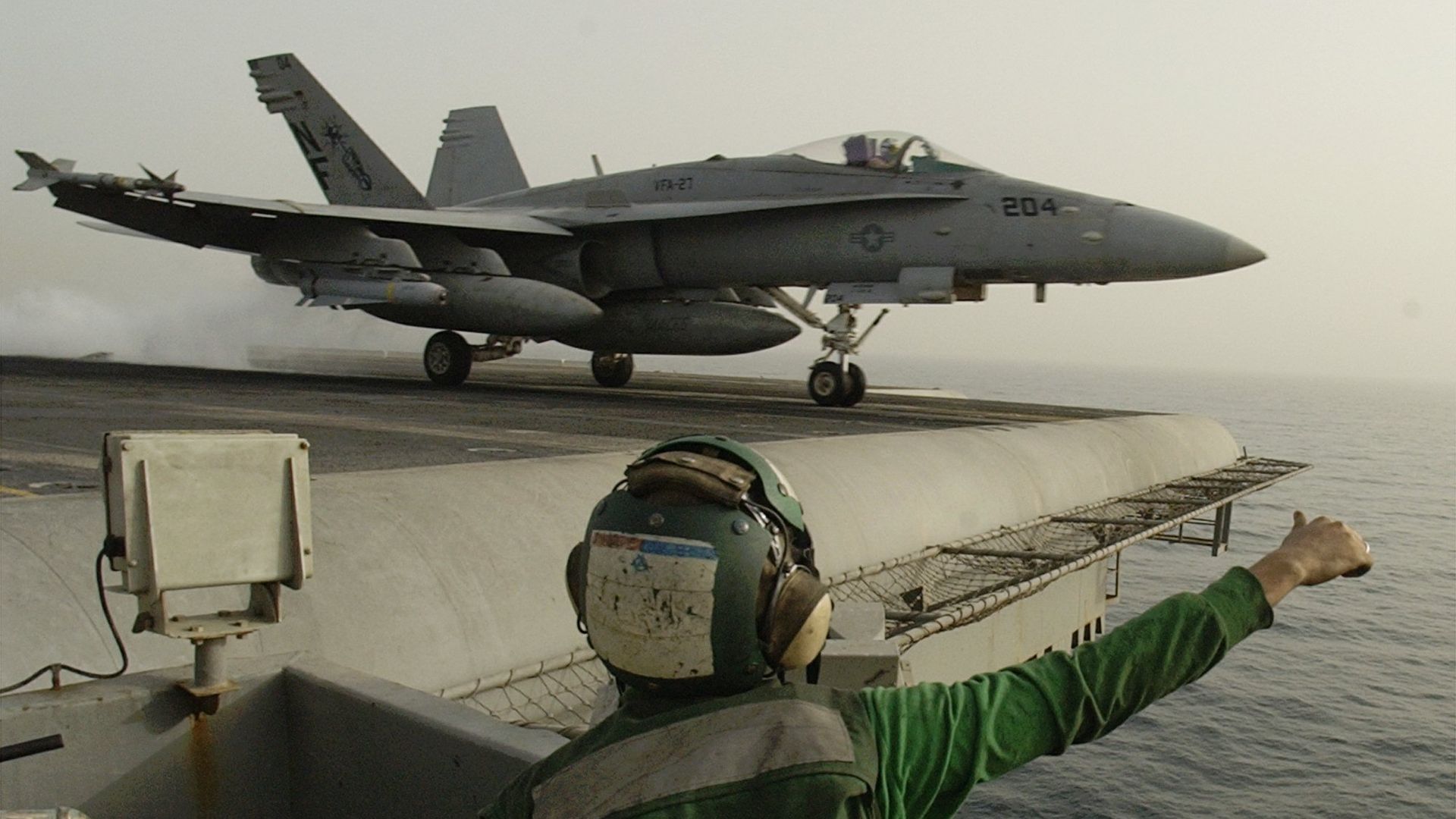 Американский штурмовик F/A-18 Hornet Американский штурмовик F/A-18 Hornet - РИА Новости, 1920, 06.06.2023