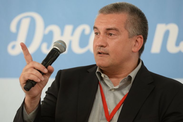 Глава Республики Крым Сергей Аксенов на пресс-конференции в рамках Международного джазового фестиваля Koktebel Jazz Party Глава Республики Крым Сергей Аксенов на пресс-конференции в рамках Международного джазового фестиваля Koktebel Jazz Party