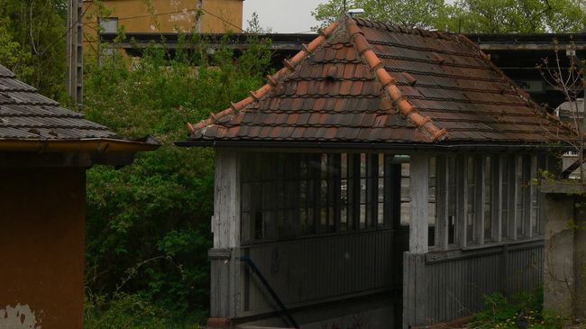 На месте концлагеря для военнопленных Шталаг-люфт III (Stalag Luft III) в Германии На месте концлагеря для военнопленных Шталаг-люфт III (Stalag Luft III) в Германии