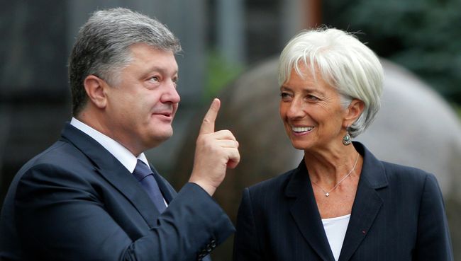 Президент Украины Петр Порошенко и глава МВФ Кристин Лагард. Архивное фото