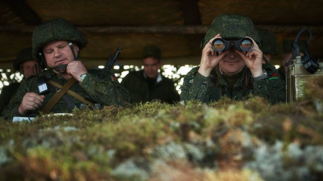 Военнослужащие Вооруженных сил Белоруссии. Архивное фото Военнослужащие Вооруженных сил Белоруссии. Архивное фото