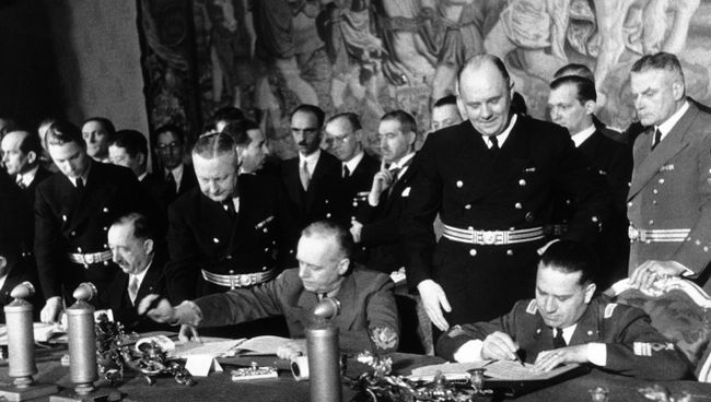 Время подписания тройственного пакта – соглашения о военном союзе Германии, Италии и Японии