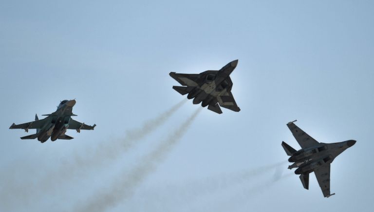 Самолеты Су-34, Т-50 и Су-35 С Самолеты Су-34, Т-50 и Су-35 С