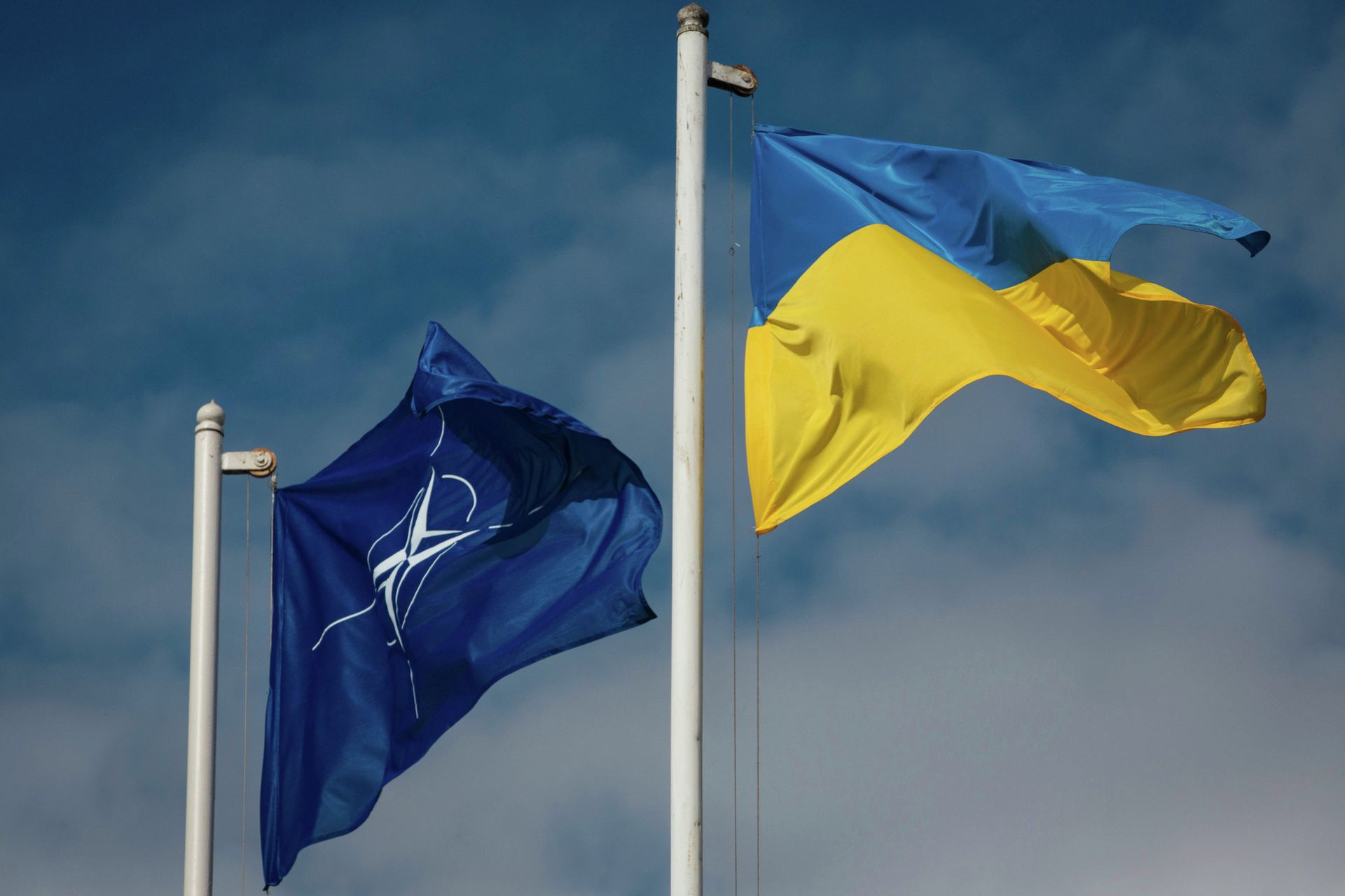 Президент Украины П.Порошенко посетил академию Сухопутных войск Вооруженных сил Украины имени гетмана Петра Сагайдачного Президент Украины П.Порошенко посетил академию Сухопутных войск Вооруженных сил Украины имени гетмана Петра Сагайдачного - РИА Новости, 1920, 17.10.2025
