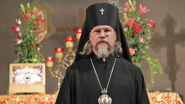 Руководитель управления по зарубежным учреждениям Московского патриархата архиепископ Егорьевский Марк в католическом храме святого Трофима в Эшо Руководитель управления по зарубежным учреждениям Московского патриархата архиепископ Егорьевский Марк в католическом храме святого Трофима в Эшо