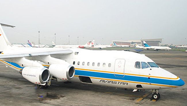 Пассажирский самолет индонезия авиакомпания Aviastar. Архивное фото Пассажирский самолет индонезия авиакомпания Aviastar. Архивное фото
