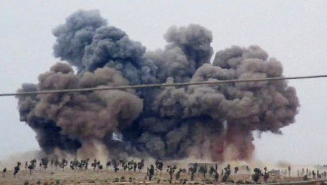Авиаудар в провинции Идлиб, Сирия. 1 октября 2015.