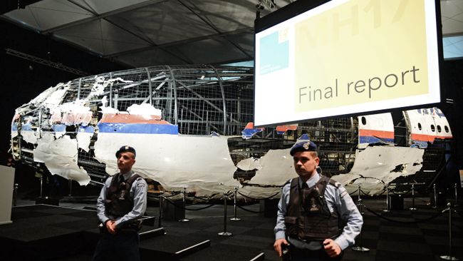 Презентация доклада Совета безопасности Нидерландов по причинам крушения Boeing 777 Презентация доклада Совета безопасности Нидерландов по причинам крушения Boeing 777
