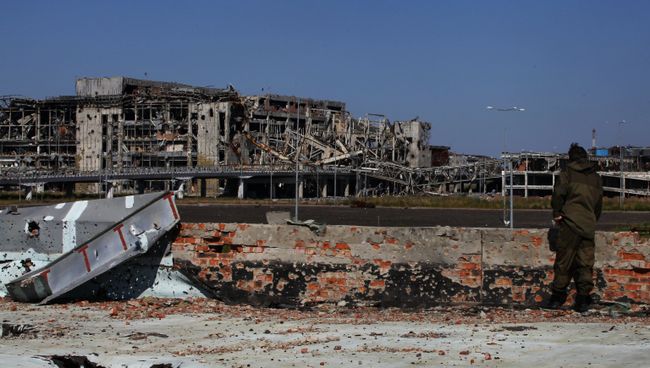 Здание аэропорта города Донецка. Архивное фото