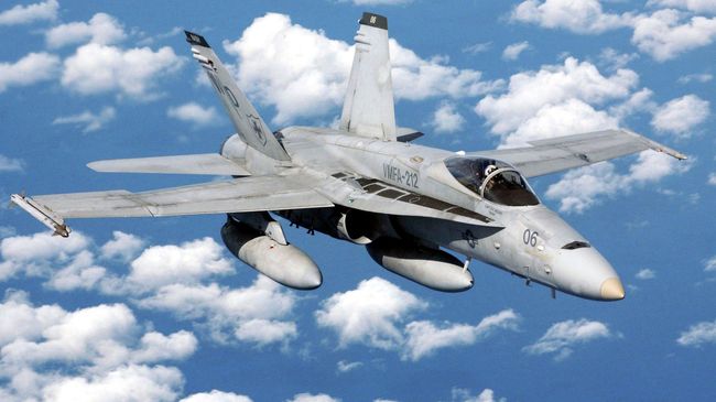 Американский истребитель F/A-18