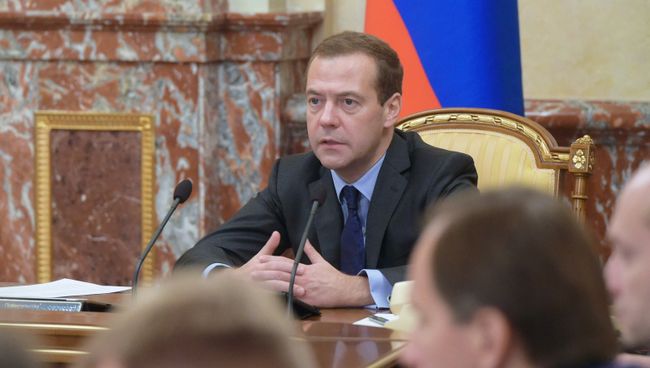 Председатель правительства России Дмитрий Медведев. Архивное фото