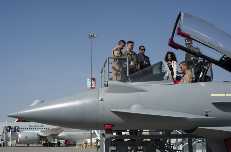 Международная авиационно-космическая выставка Dubai Airshow-2015. День первый Международная авиационно-космическая выставка Dubai Airshow-2015. День первый
