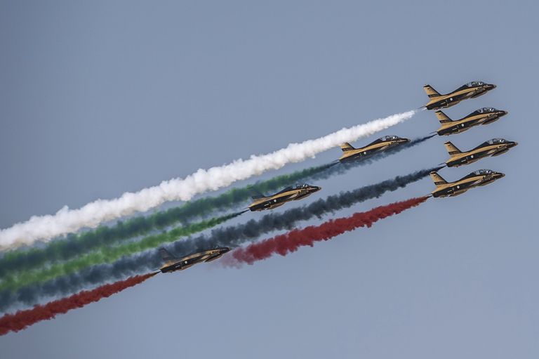 Международная авиационно-космическая выставка Dubai Airshow-2015. День первый Международная авиационно-космическая выставка Dubai Airshow-2015. День первый