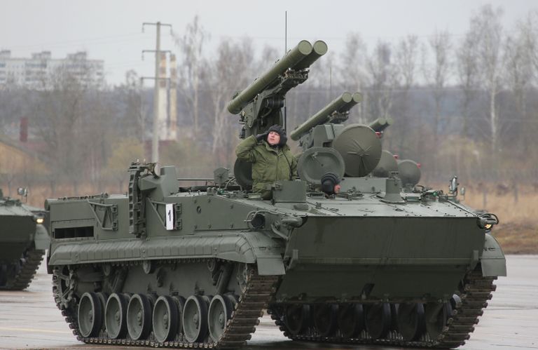 Противотанковый ракетный комплекс Хризантема-С Противотанковый ракетный комплекс Хризантема-С