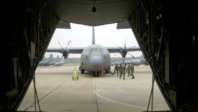 Самолеты С-130J Super Hercules. Архивное фото