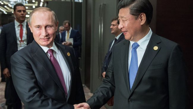 Владимир Путин и Си Цзиньпин. Архивное фото Владимир Путин и Си Цзиньпин. Архивное фото
