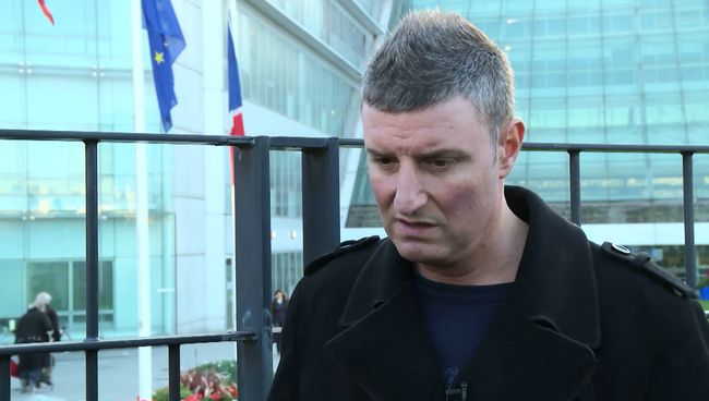 Я прикидывался мертвым – очевидец о том, как спасся при теракте в Париже Я прикидывался мертвым – очевидец о том, как спасся при теракте в Париже