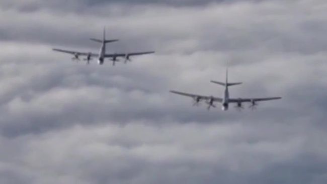 Самолеты Ту-95 Военно-космических сил России, архивное фото