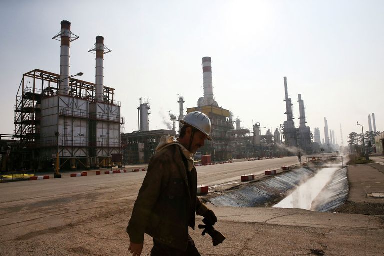Иранский нефтяник