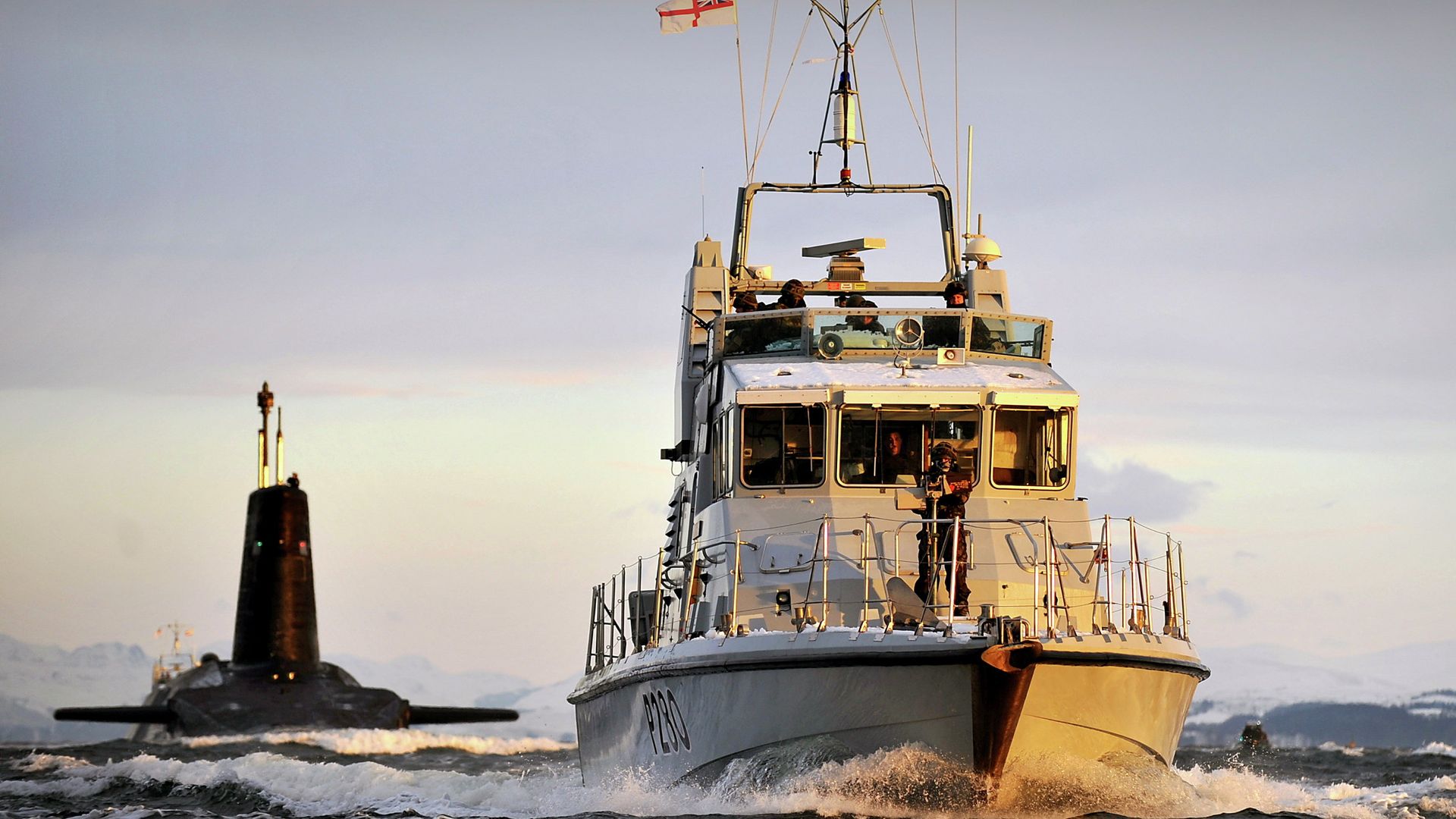 Сторожевой катер ВМС Великобритании Сторожевой катер ВМС Великобритании - РИА Новости, 1920, 20.11.2025
