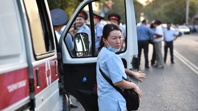 Сотрудница медицинской помощи в Бишкеке Сотрудница медицинской помощи в Бишкеке