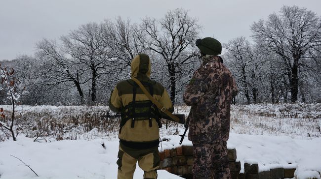 Военнослужащие Народной милиции ЛНР. Архивное фото Военнослужащие Народной милиции ЛНР. Архивное фото