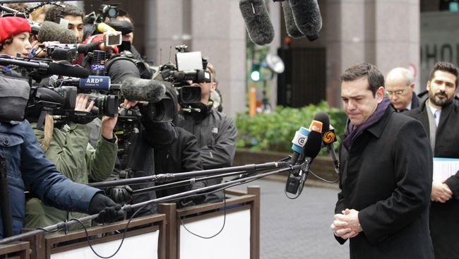 Премьер-министр Греции Алексис Ципрас прибывает на саммит ЕС - Турция. Брюссель Премьер-министр Греции Алексис Ципрас прибывает на саммит ЕС - Турция. Брюссель