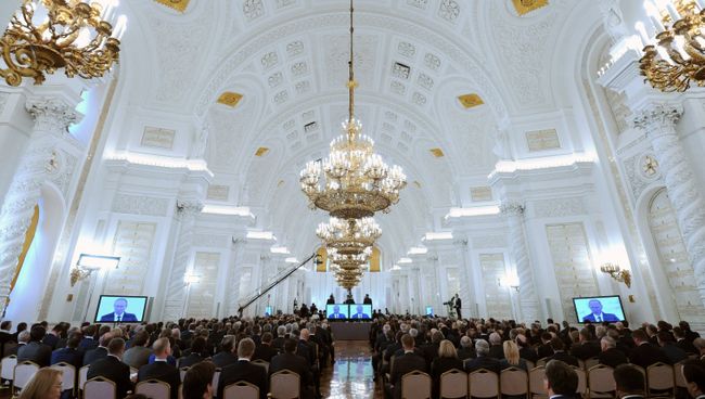 Обращение президента РФ Владимира Путина с ежегодным посланием к Федеральному Собранию Обращение президента РФ Владимира Путина с ежегодным посланием к Федеральному Собранию
