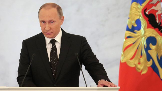 Обращение президента РФ Владимира Путина с ежегодным посланием к Федеральному Собранию. Архивное фото Обращение президента РФ Владимира Путина с ежегодным посланием к Федеральному Собранию. Архивное фото
